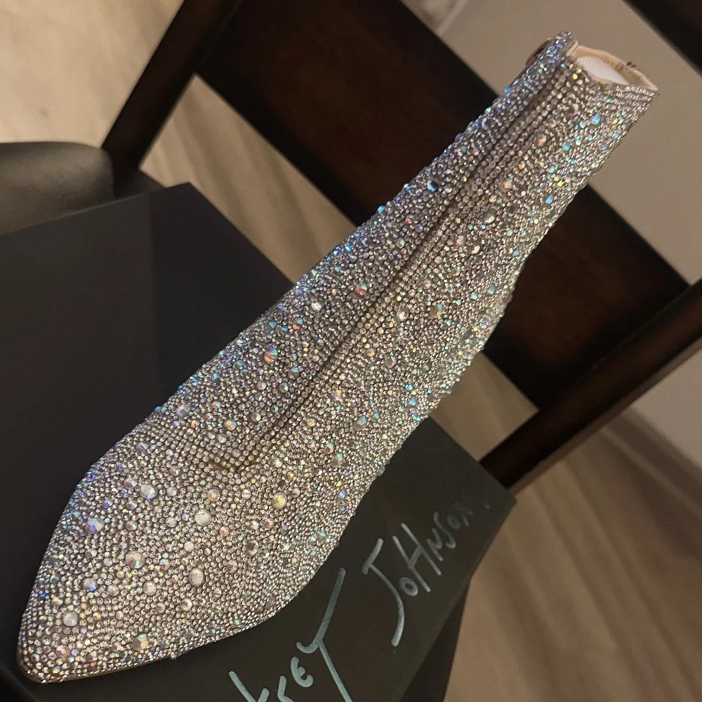 🔥Betsey Johnson🔥SB CADY RHINESTONE Silver Crystal-Studded Ankle Booties🔥NEW - Picture 6 of 16